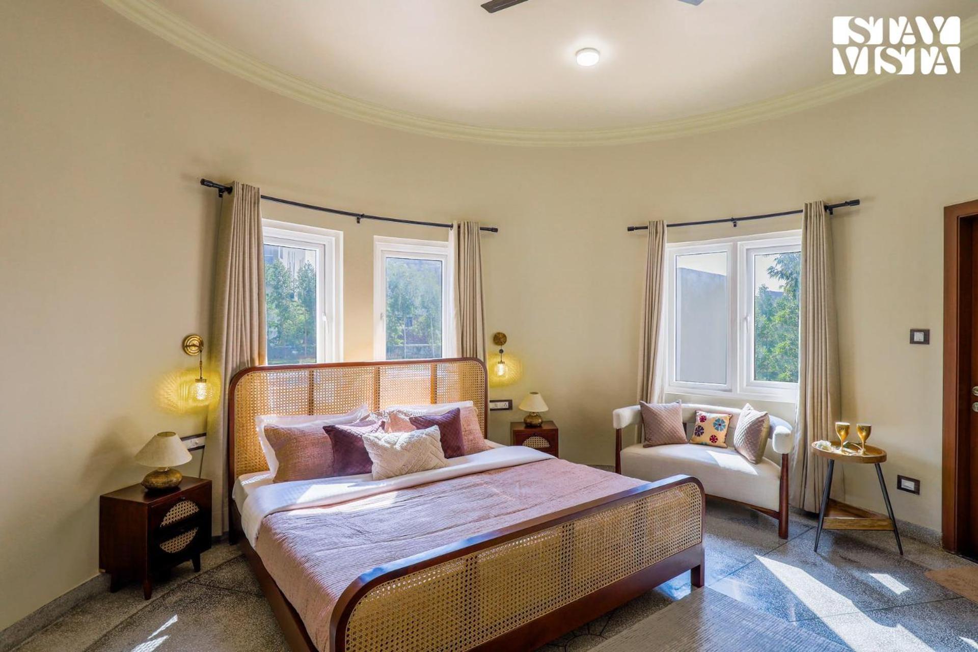 Stayvista'S Mystic Castle With Terrace, Swimming Pool, Lawn With Gazebo Jaipur Exterior photo